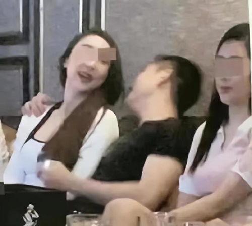 谁爆料许雅钧孩子的视频,揭秘明星家庭幕后真相 第3张 谁爆料许雅钧孩子的视频,揭秘明星家庭幕后真相 第3张